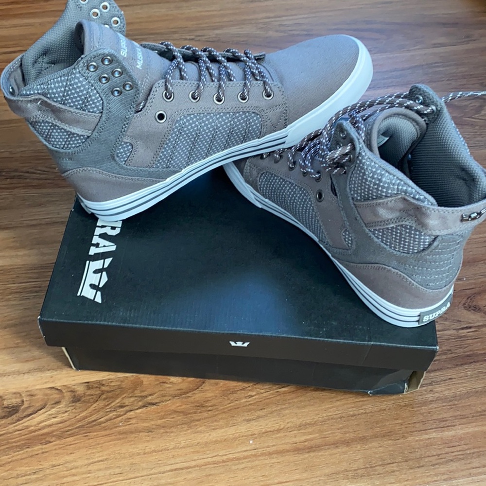 Supra men’s size 10 shoe charcoal-white